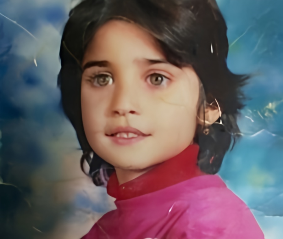 عکس کودکی تینا آخوندتبار