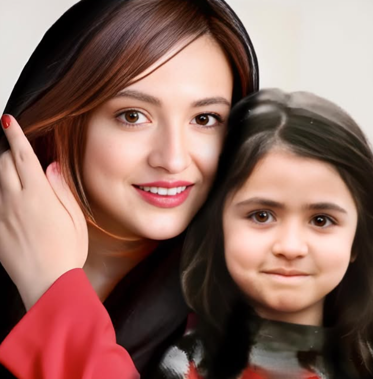 کودکی گلاره عباسی