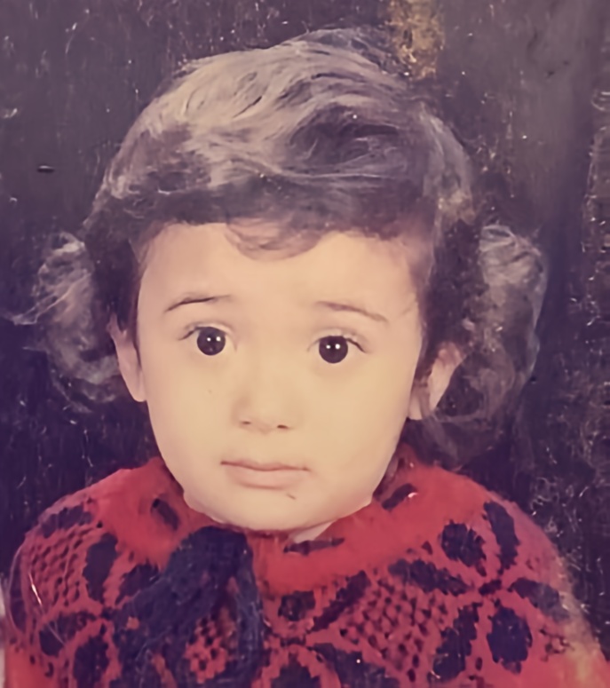 عکس کودکی بهاره افشاری