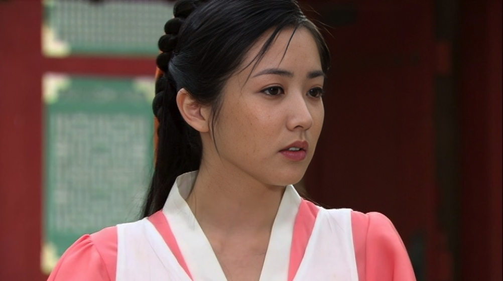 بانو یئون در امپراتور بادها 