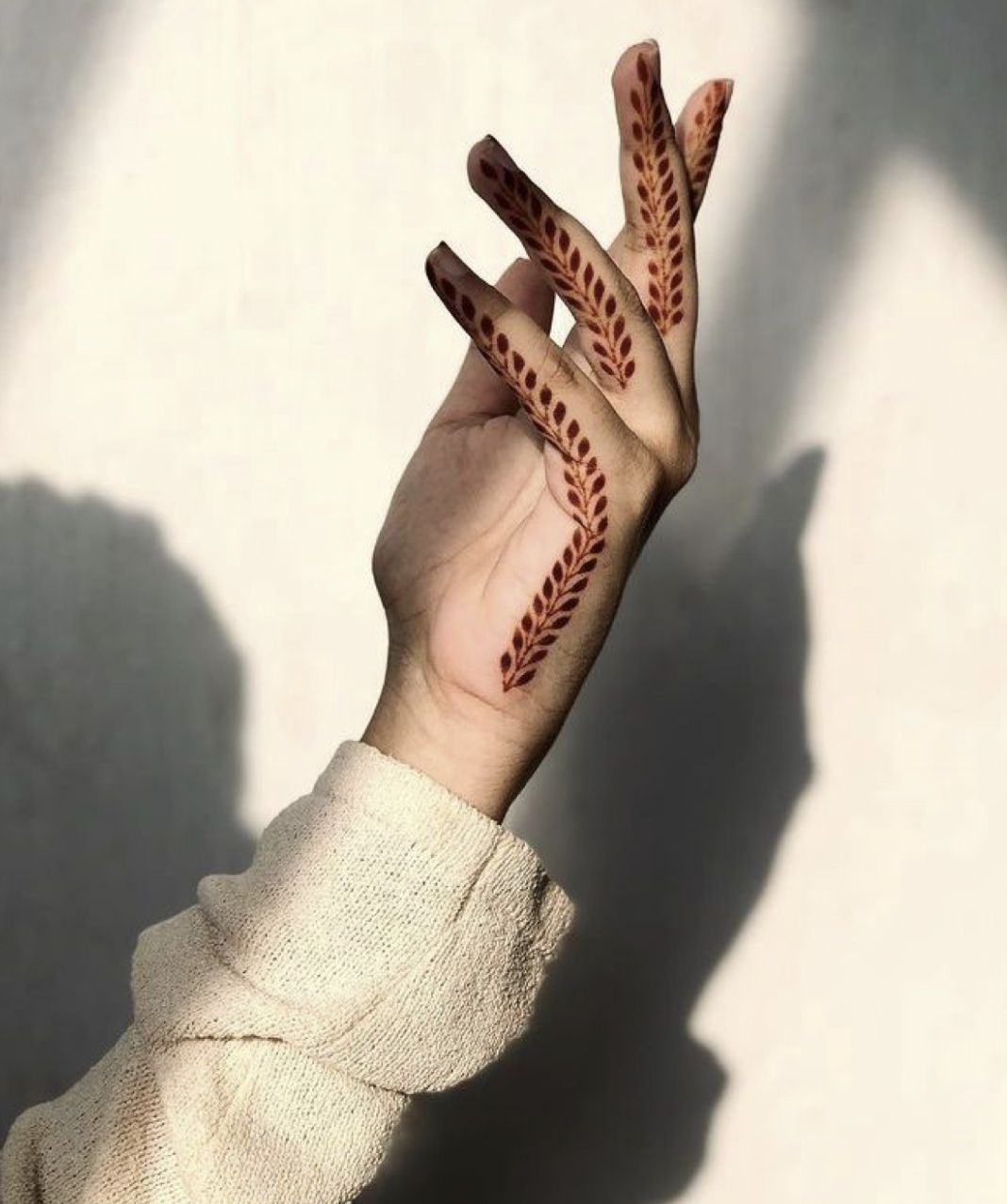 نقش حنا ساده دخترانه
