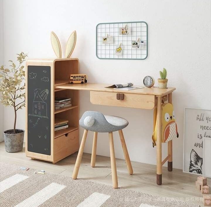 مدل میز تحریر و مطالعه کوچک برای بچه ها - تاشو - کتابخانه دار و مینیمال
