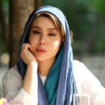 نازنین کریمی بیوگرافی⁩