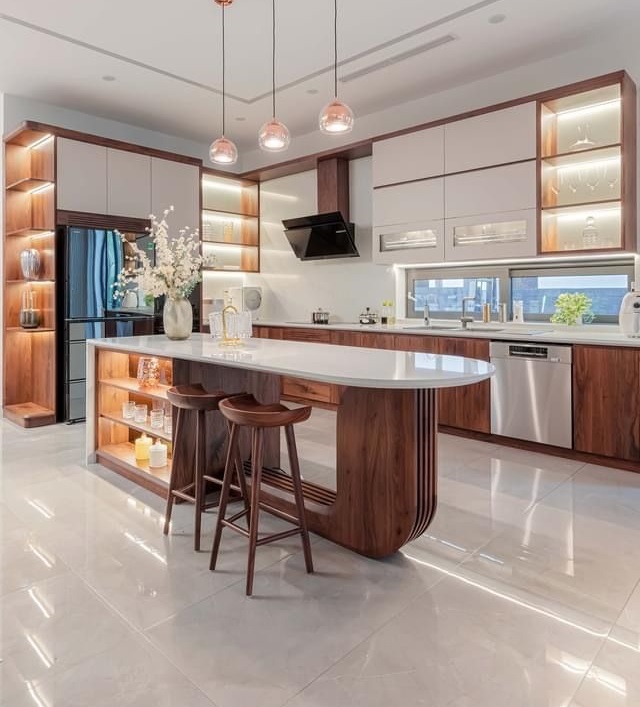 کابینت سفید و رنگی