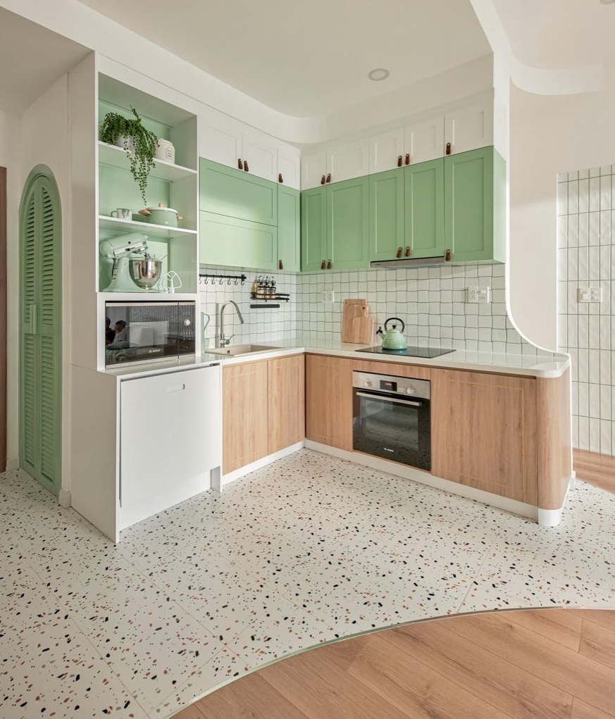 کابینت سفید و رنگی