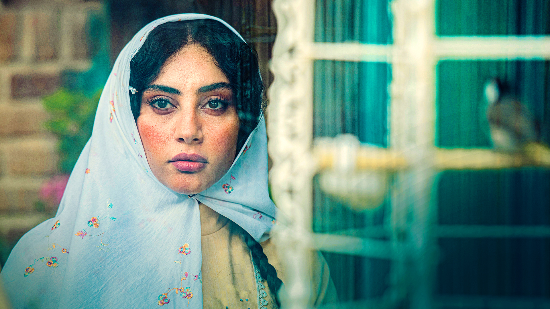 ترلان پروانه در سریال بامداد خمار