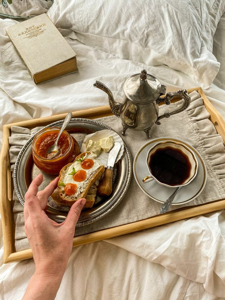 چیدمان و تزیین سینی صبحانه