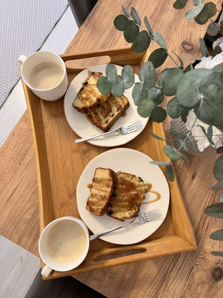 چیدمان و تزیین سینی صبحانه