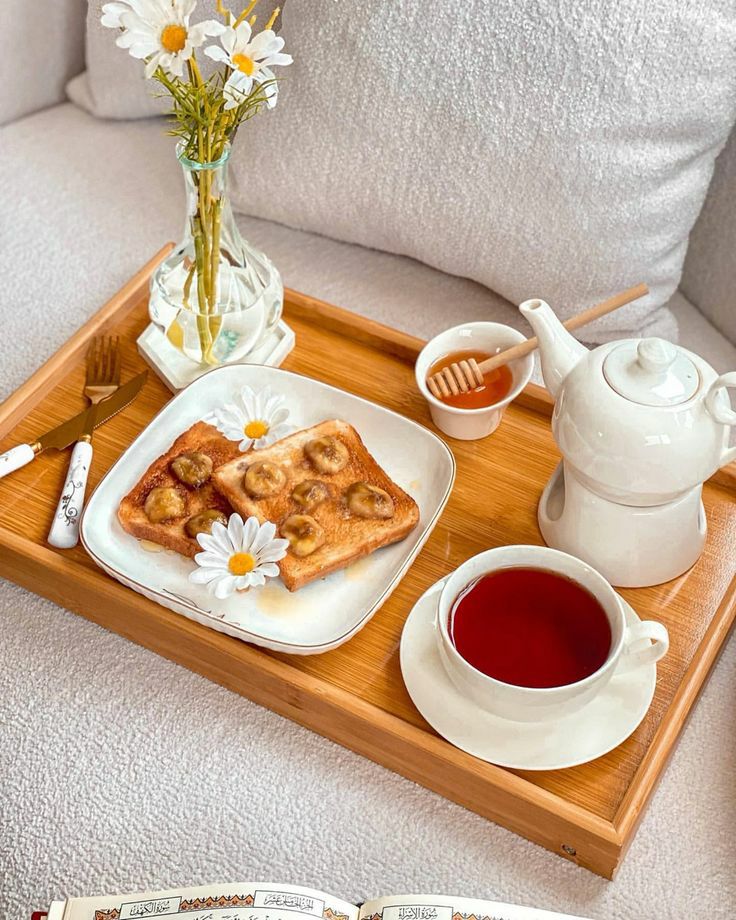 چیدمان و تزیین سینی صبحانه