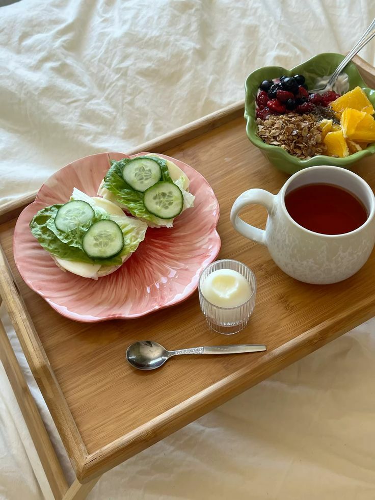 چیدمان و تزیین سینی صبحانه