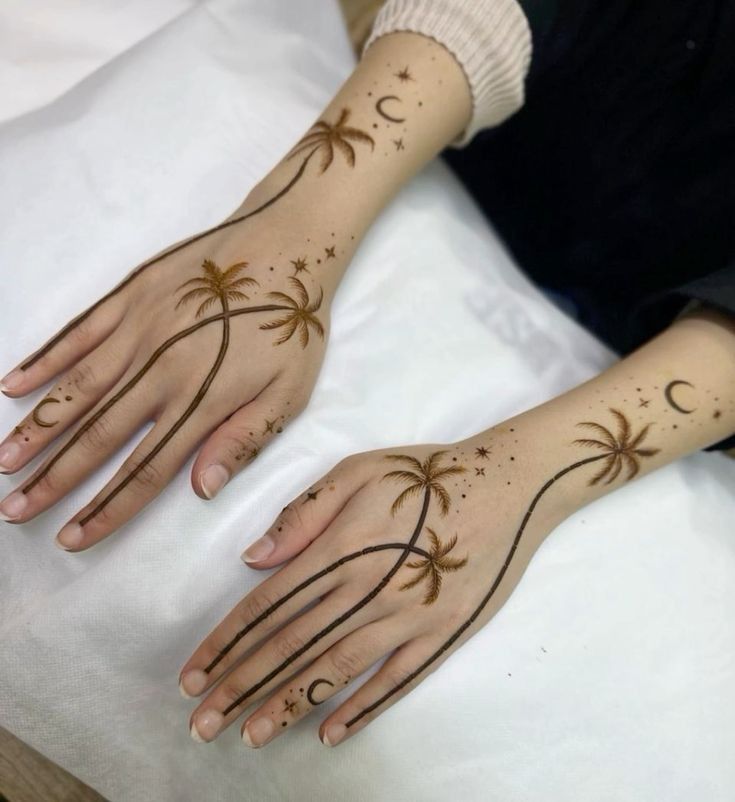 نقش حنا فانتزی روی دست