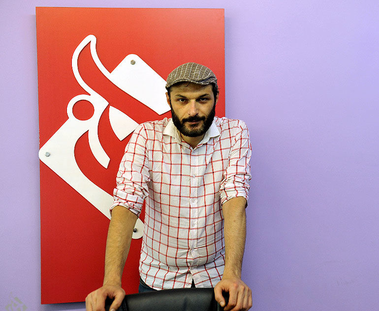 رامین پرچمی بازیگری⁩