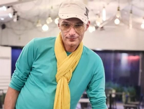 رامین پرچمی هنرپیشه⁩