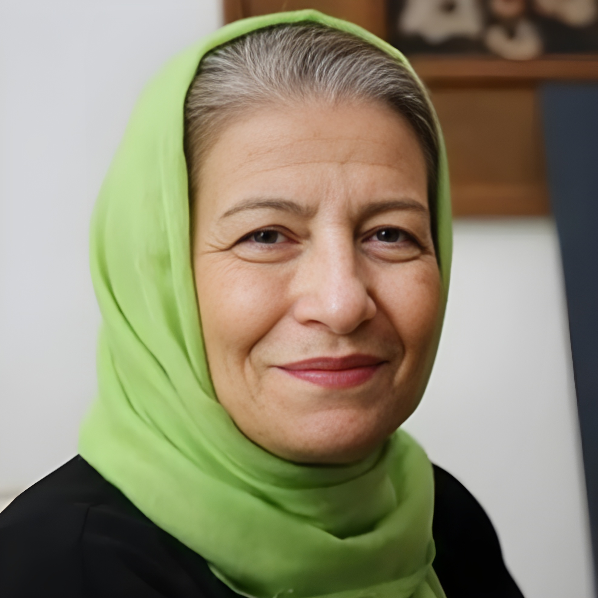 احترام برومند در بامداد خمار