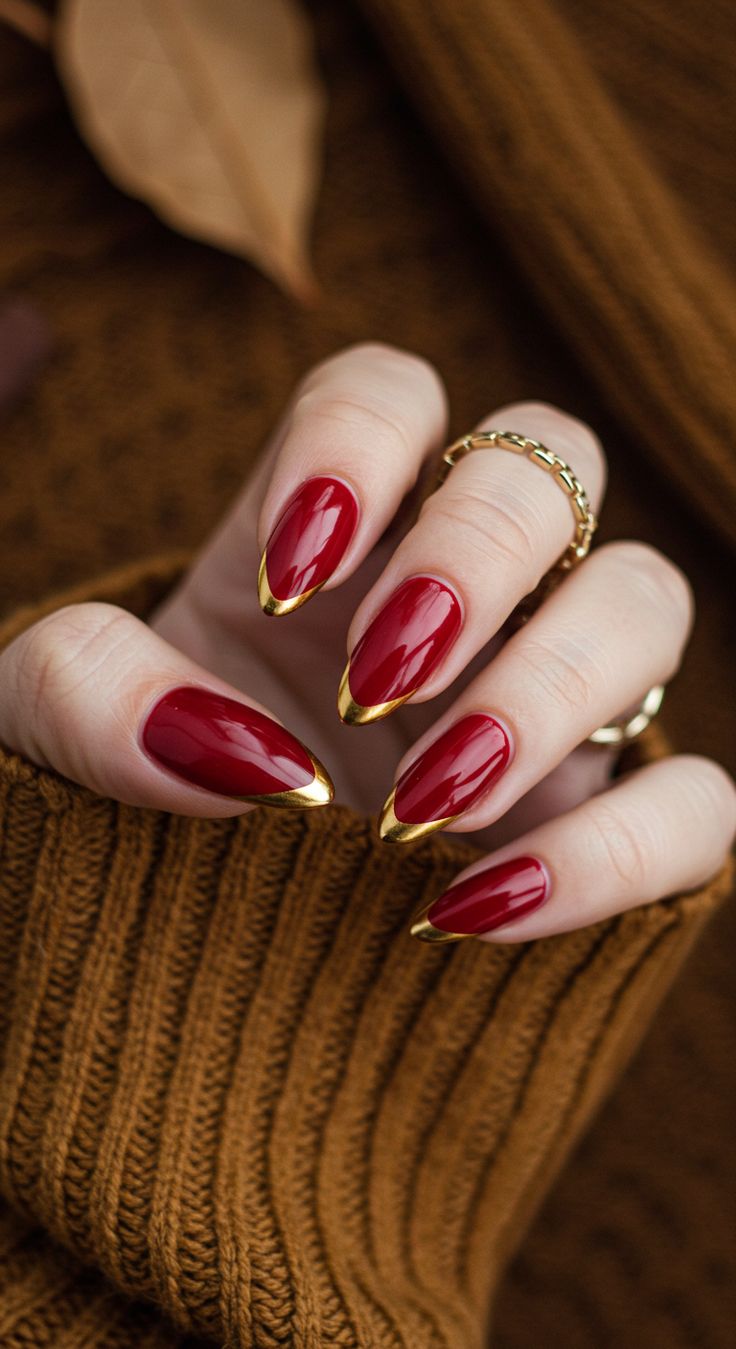 لاک ناخن قرمز زرشکی