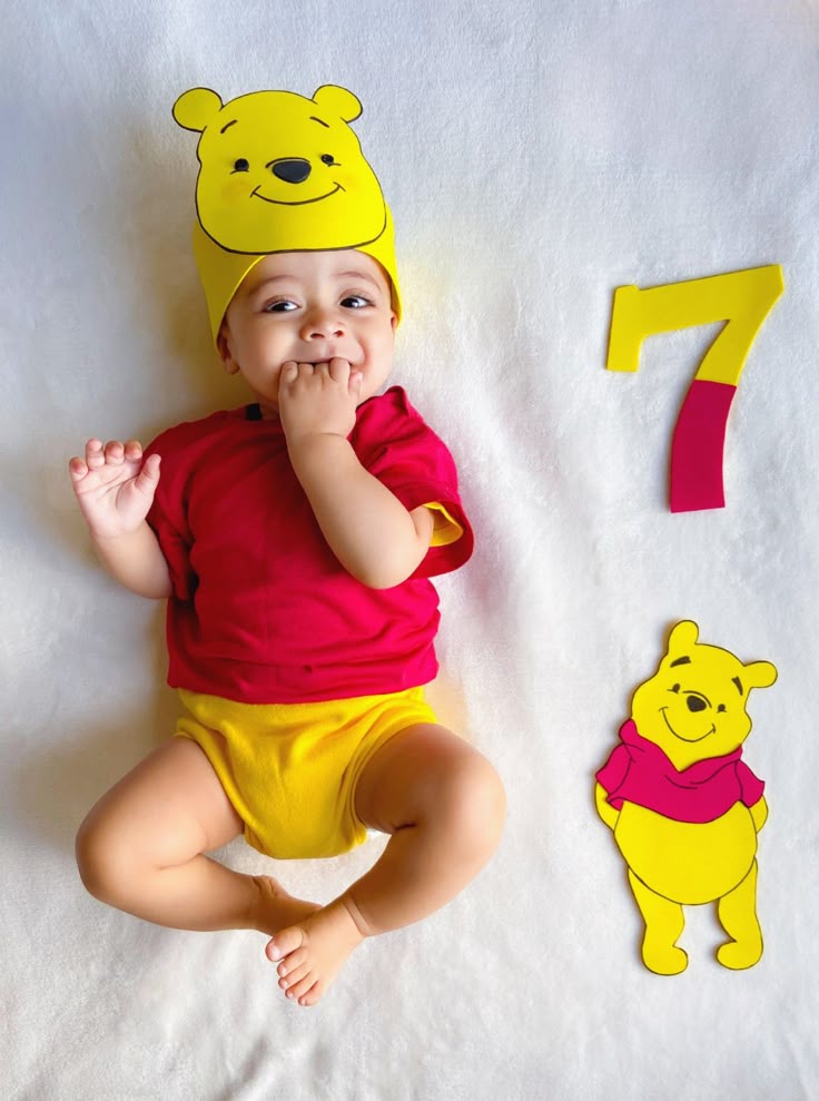 ایده عکس ماهگرد نوزاد در منزل