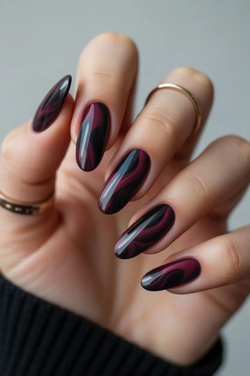 مدل ناخن فرنچ ماربل سفید و رنگی