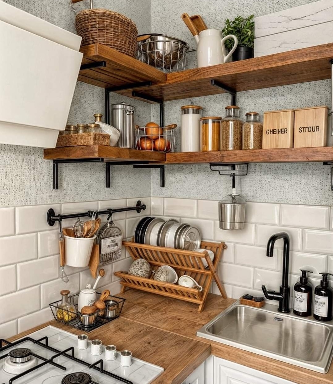 دیزاین بالای سینک ظرفشویی