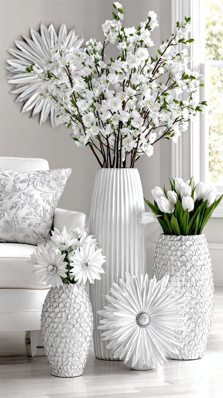 گلدان دکوری بزرگ برای گوشه پذیرایی