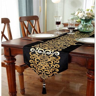 رانر میز ناهارخوری