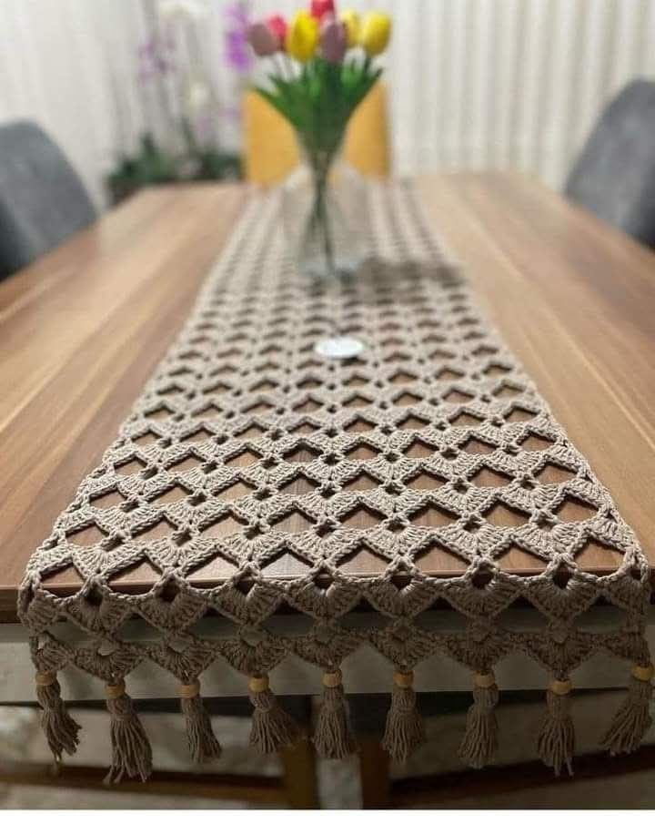 رانر میز ناهارخوری