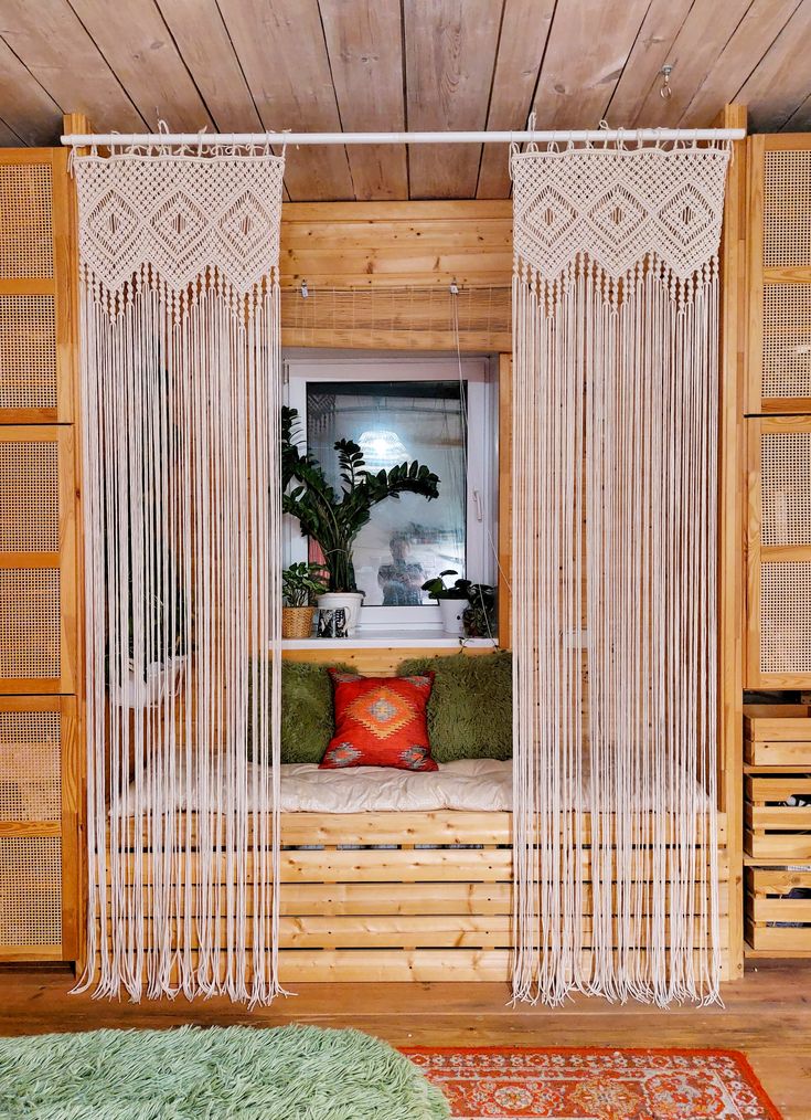 پرده مکرومه