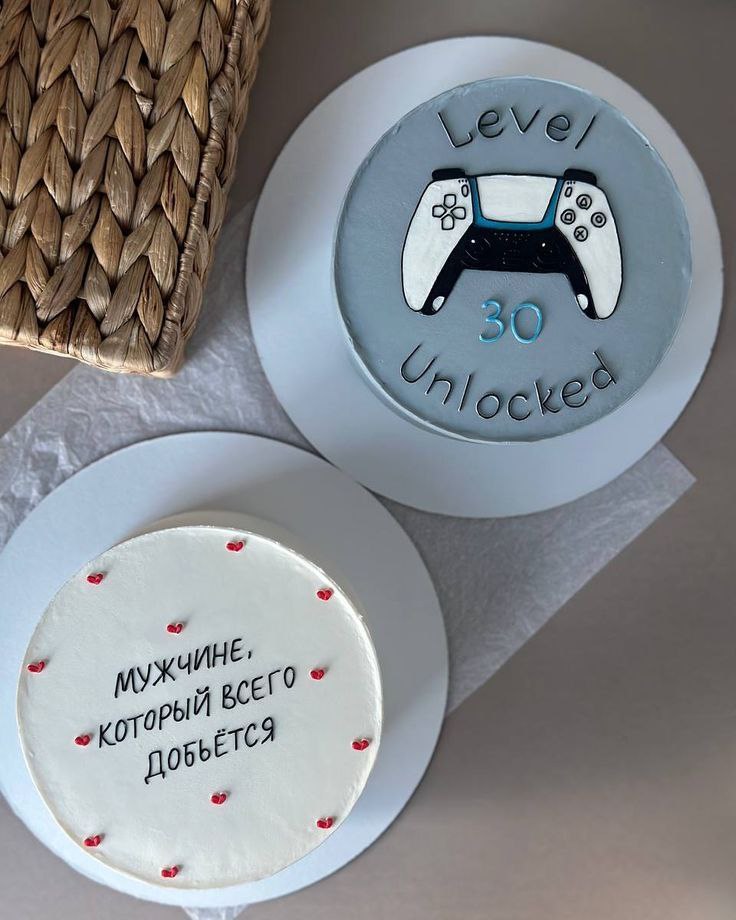 کیک مینیمال مردانه