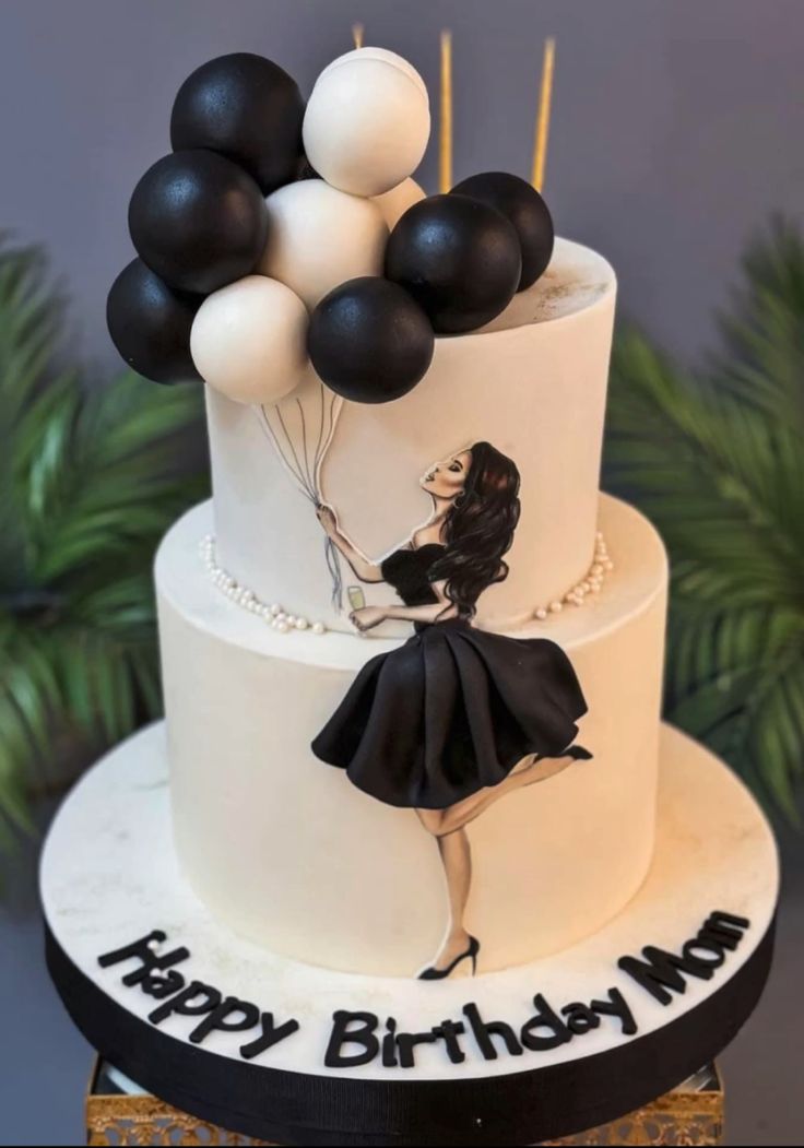کیک تولد سیاه و سفید