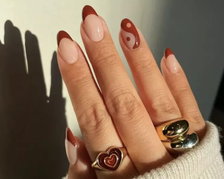 مدل ناخن فرنچ قهوه ای