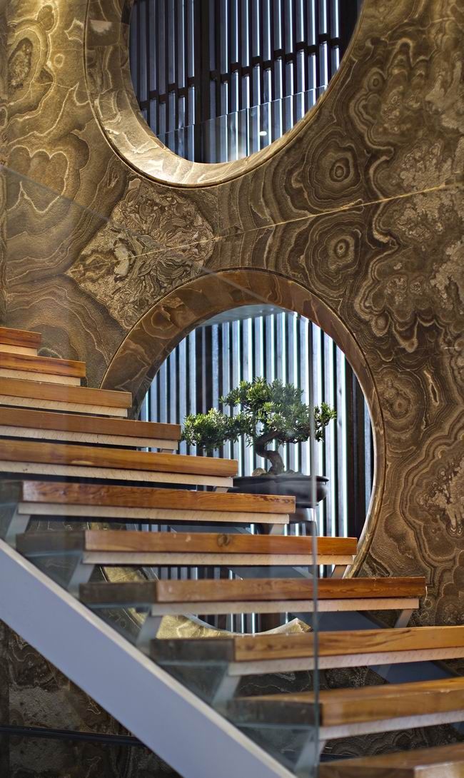 دیزاین دیوار راه پله