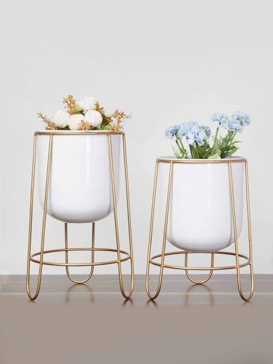 پایه و استند گلدان