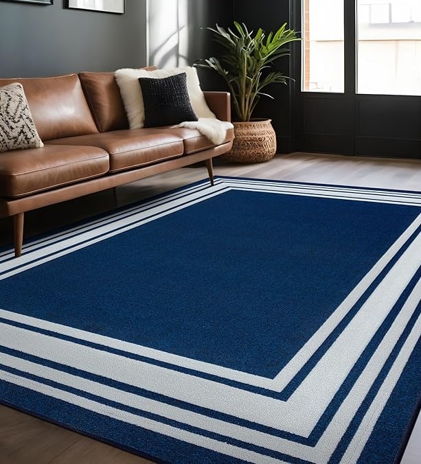 فرش سورمه ای و مبل