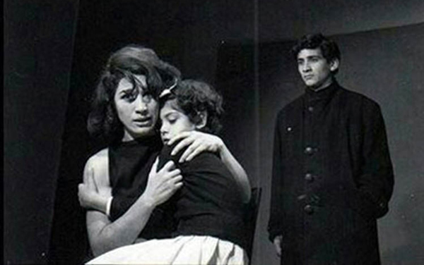 تئاتر فروغ فرخزاد 