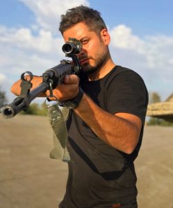 بیوگرافی احمد پورخوش