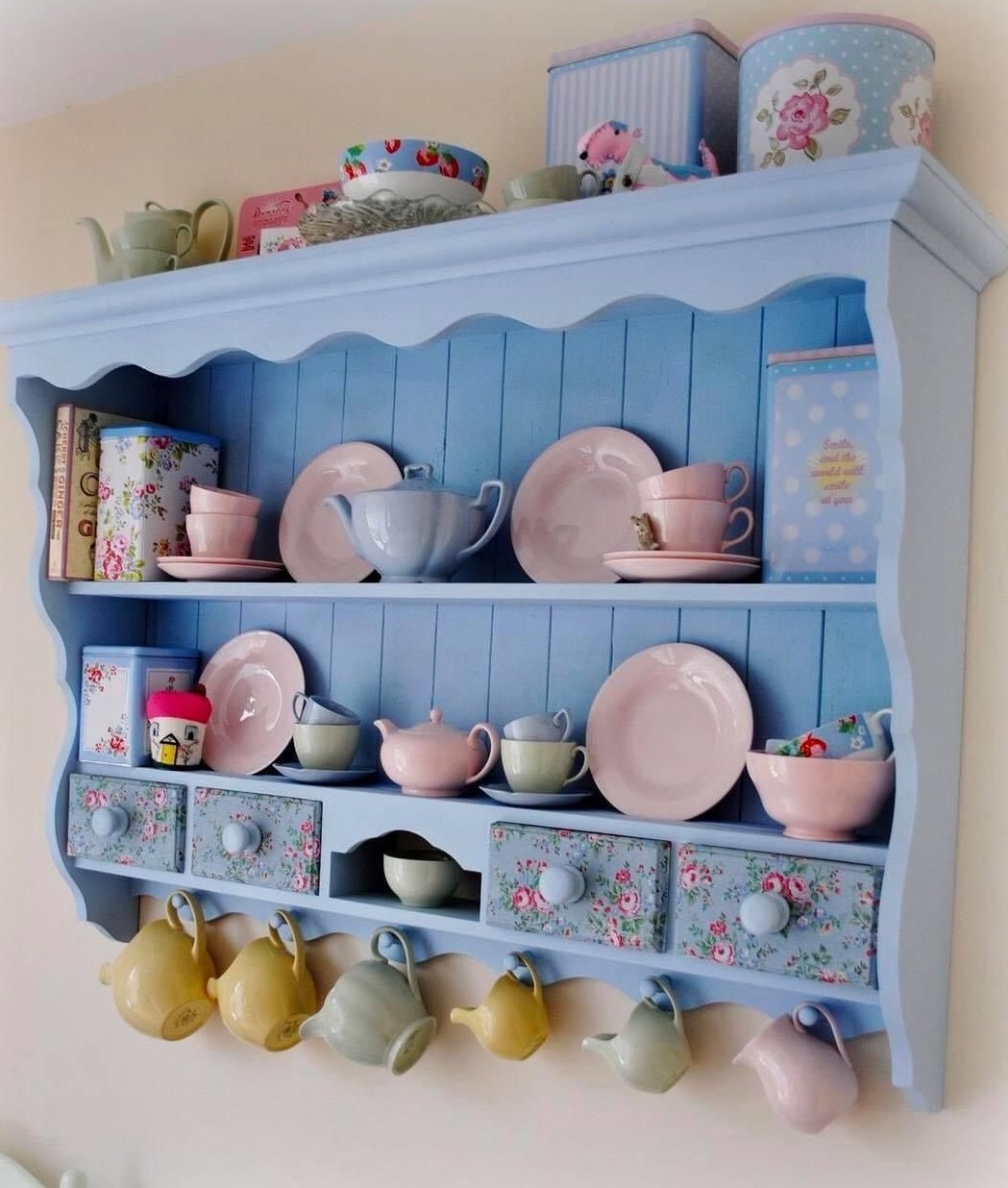 شلف دیواری آشپزخانه