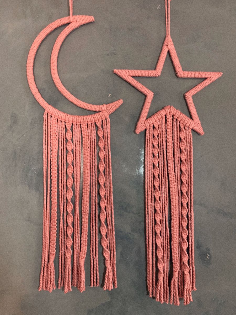 آویز مکرومه