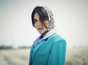 بیوگرافی مینو آذرمگین