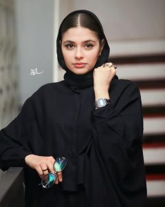 مینو آذرمگین