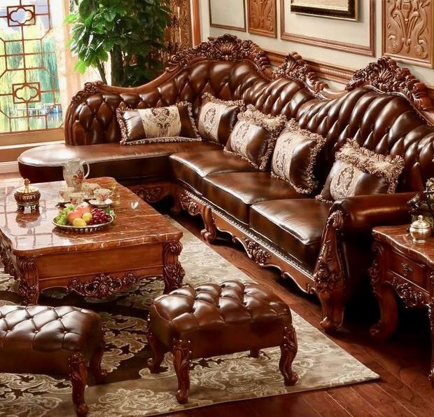 مبل قهوه ای و فرش