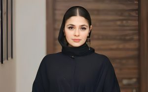 مینو آذرمگین بیوگرافی