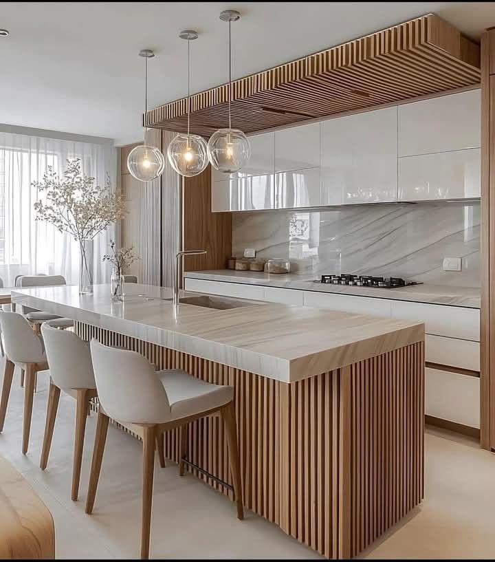 کابینت سفید و چوب