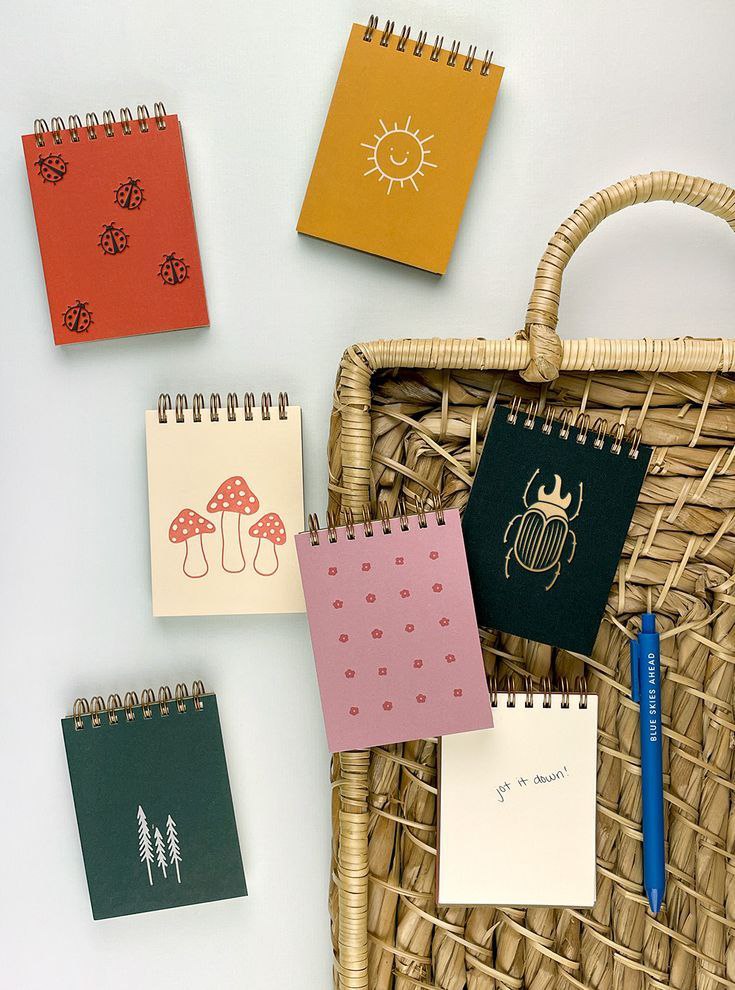 دفترچه یادداشت فانتزی دخترانه برای مدرسه و دانشگاه