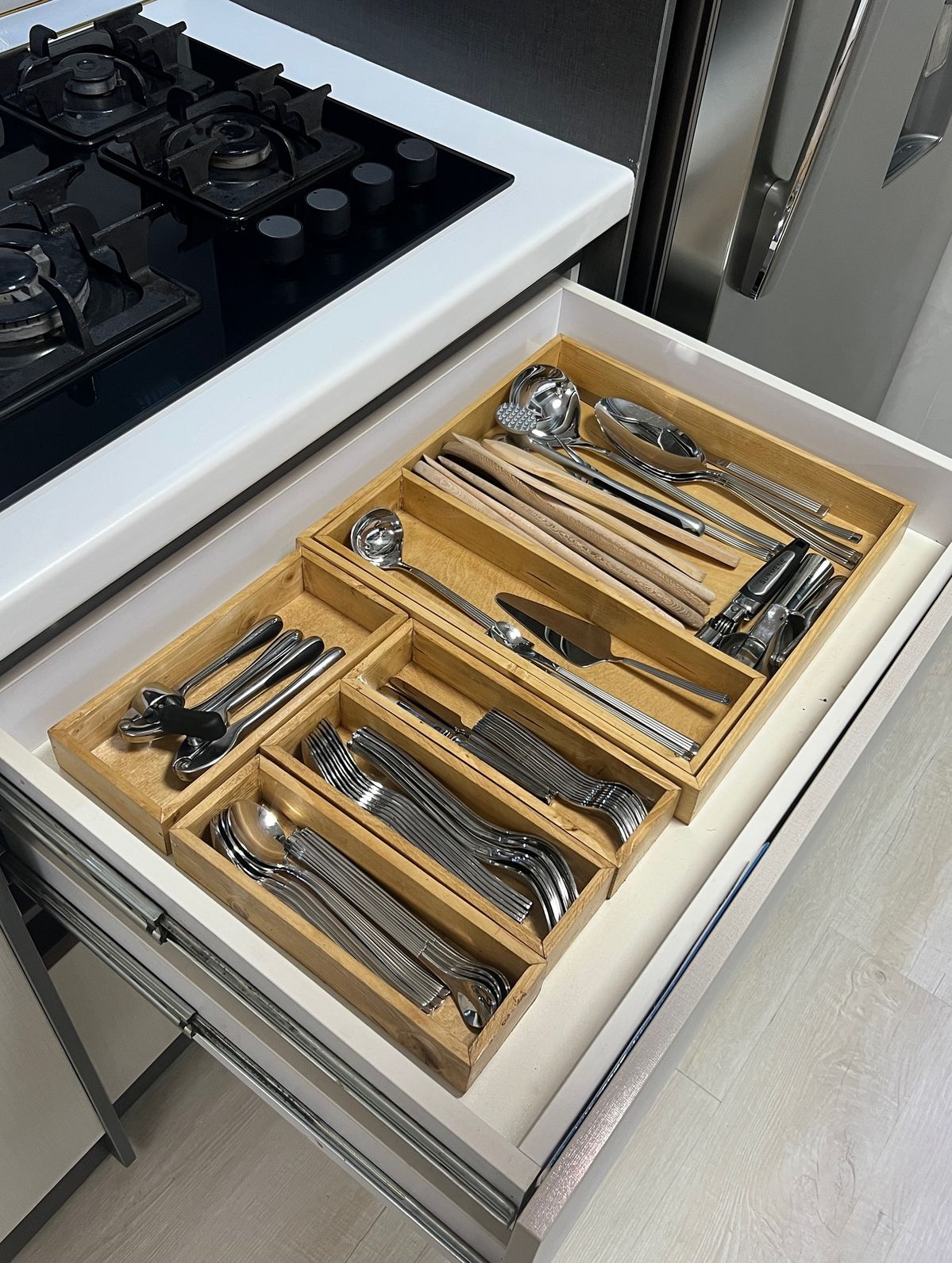 نظم دهنده کابینت