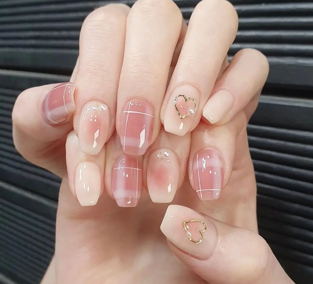 لاک ناخن دخترانه