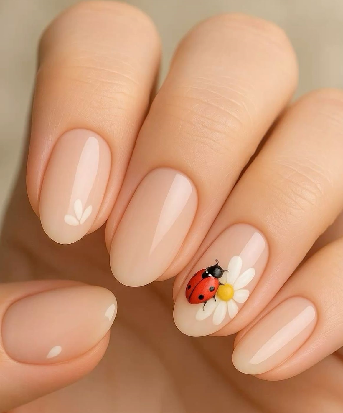 لاک ناخن دخترانه