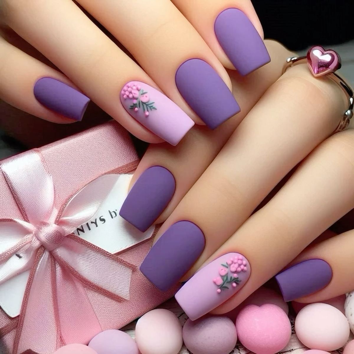 لاک ناخن دخترانه