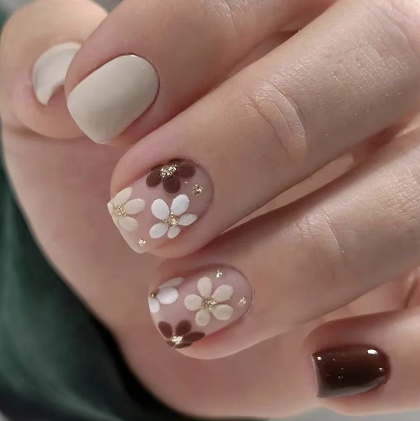 لاک ناخن دخترانه