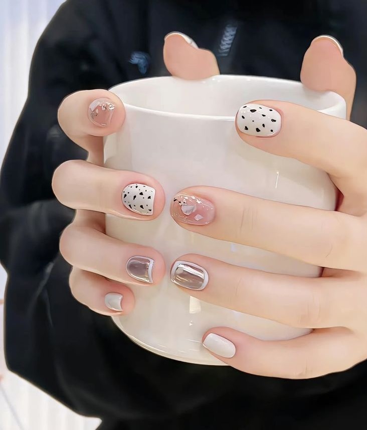 لاک ناخن دخترانه