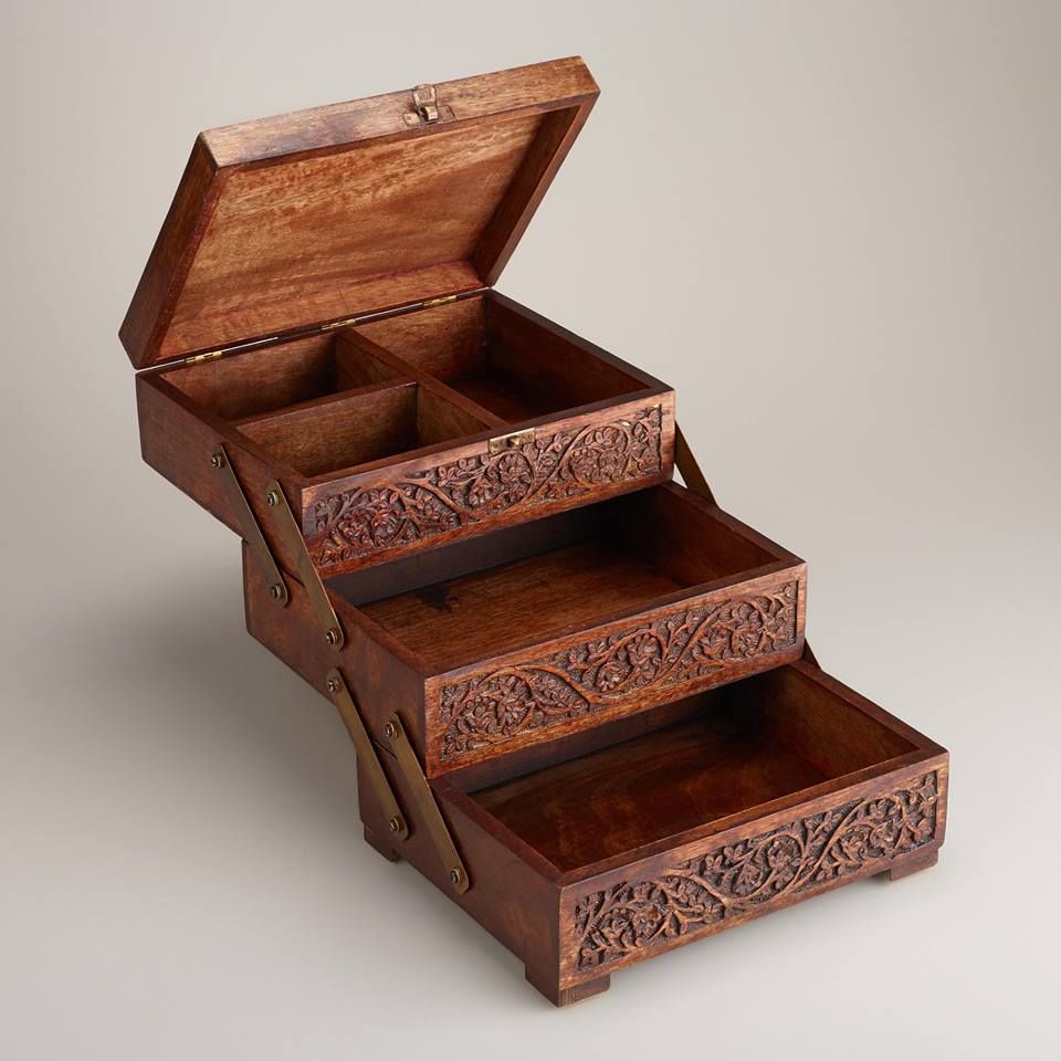 شکلات خوری چوبی