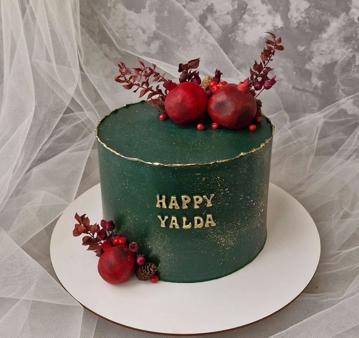 کیک شب یلدا